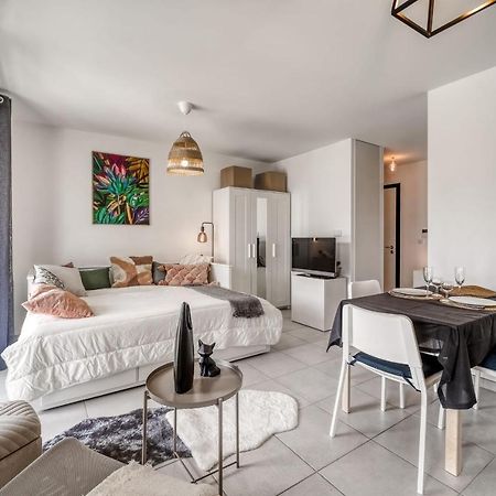 Emergence - Beautiful Studio For 2 People Balcony And Garage Анси Экстерьер фото