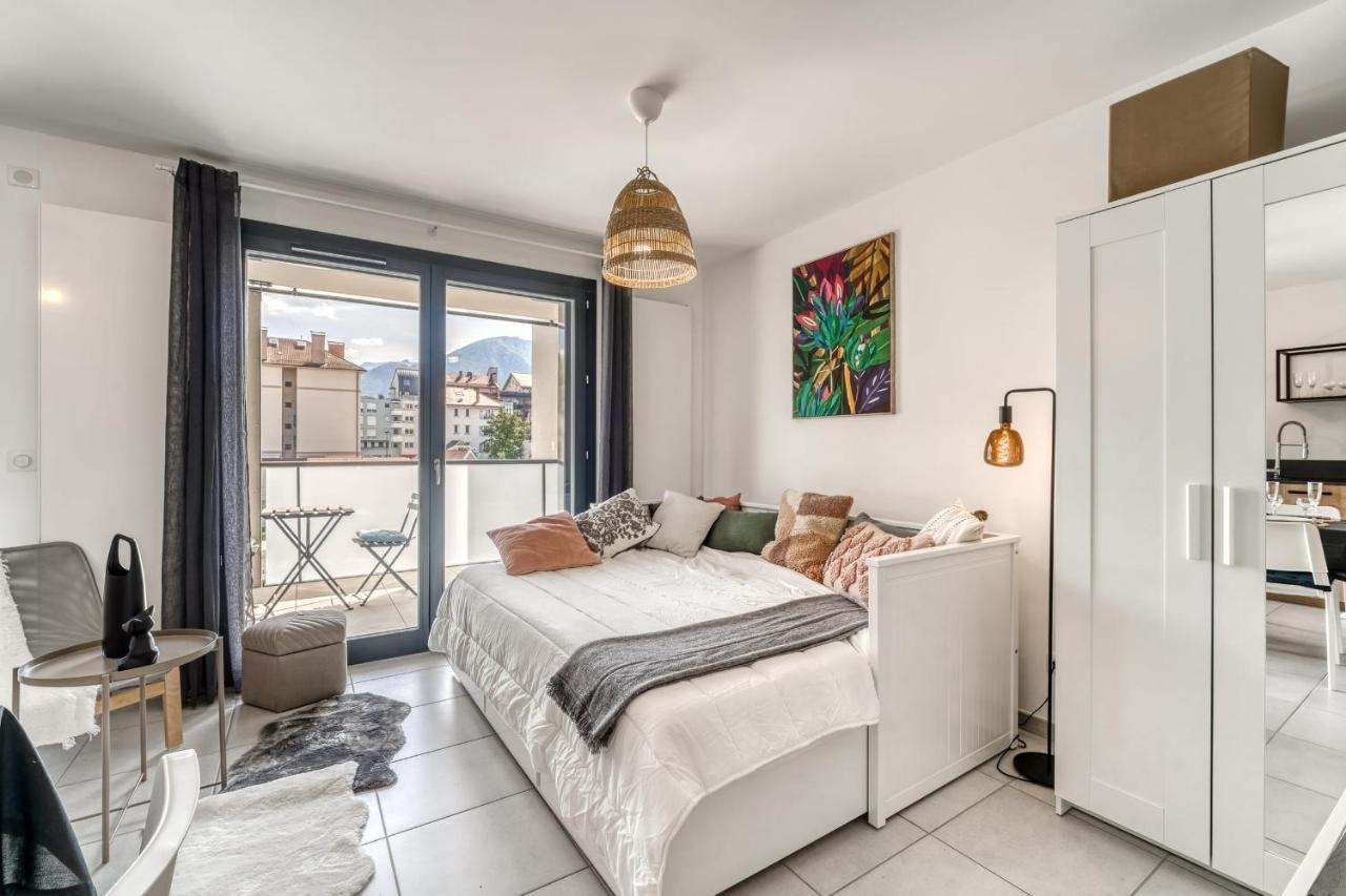 Emergence - Beautiful Studio For 2 People Balcony And Garage Анси Экстерьер фото