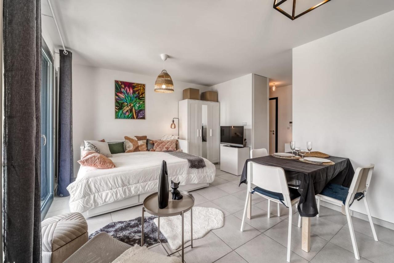 Emergence - Beautiful Studio For 2 People Balcony And Garage Анси Экстерьер фото